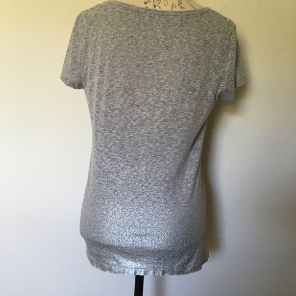 American Eagle Silver Sparkly Metallic Favorite T - Picture 4 of 7